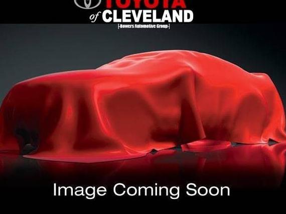 TOYOTA COROLLA CROSS 2024 7MUCAAAG1RV106193 image